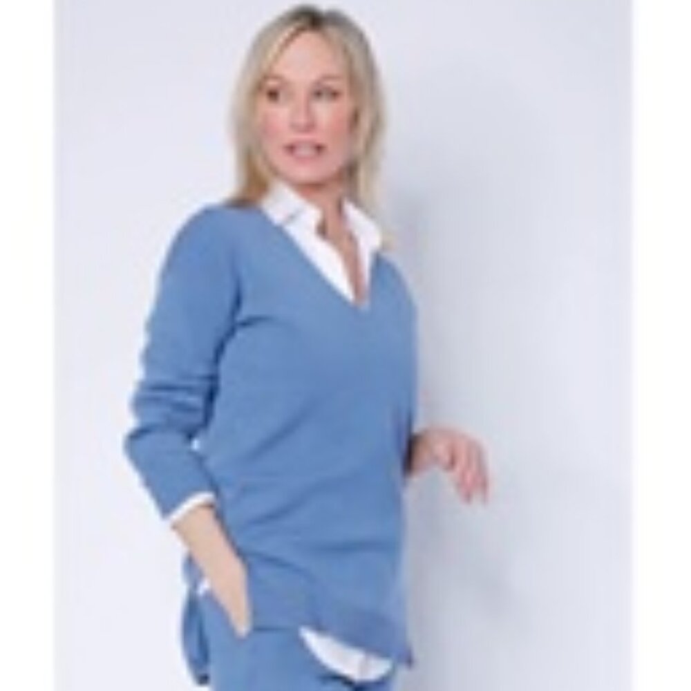 Brian Bailey 2-Piece Knit V-Neck Tunic and Lounge Pant Set